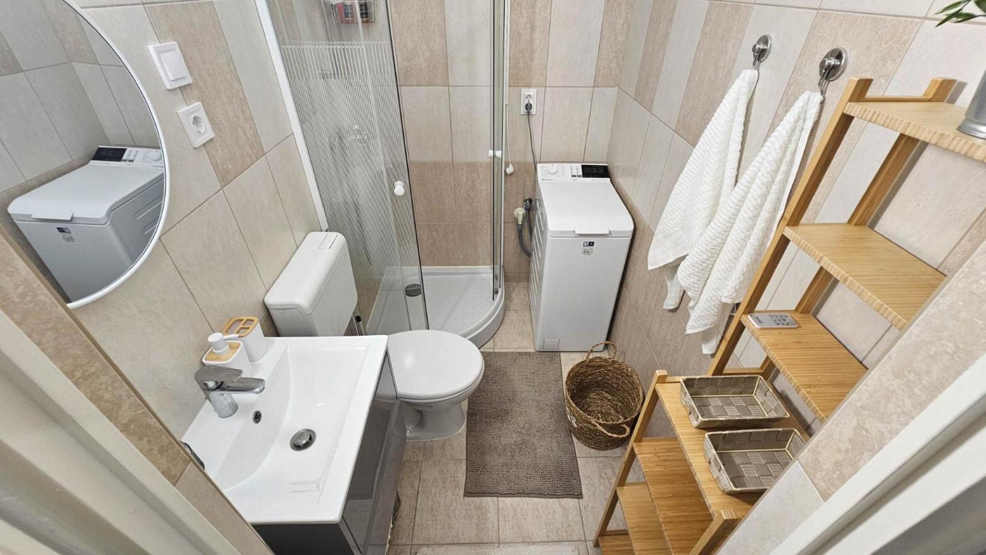 Central Oasis Budapest Ngoại thất bức ảnh
