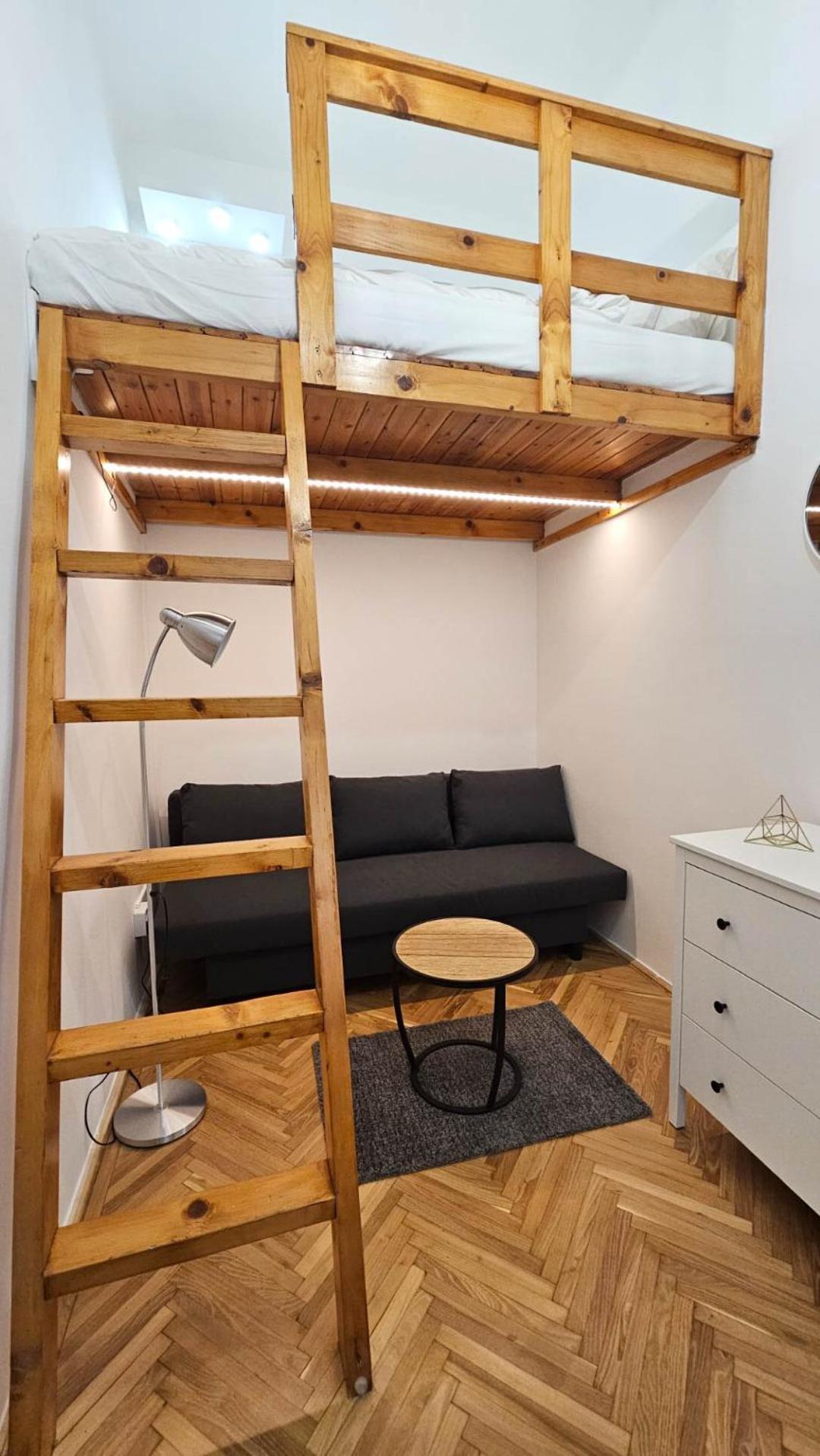 Central Oasis Budapest Ngoại thất bức ảnh