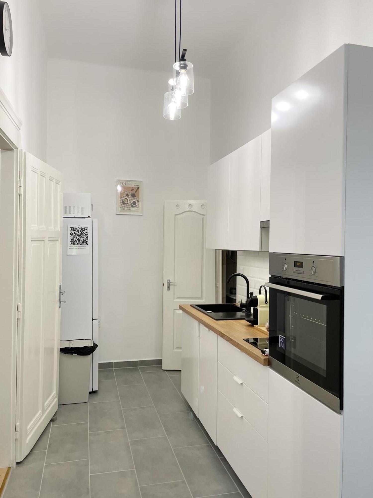 Central Oasis Budapest Ngoại thất bức ảnh